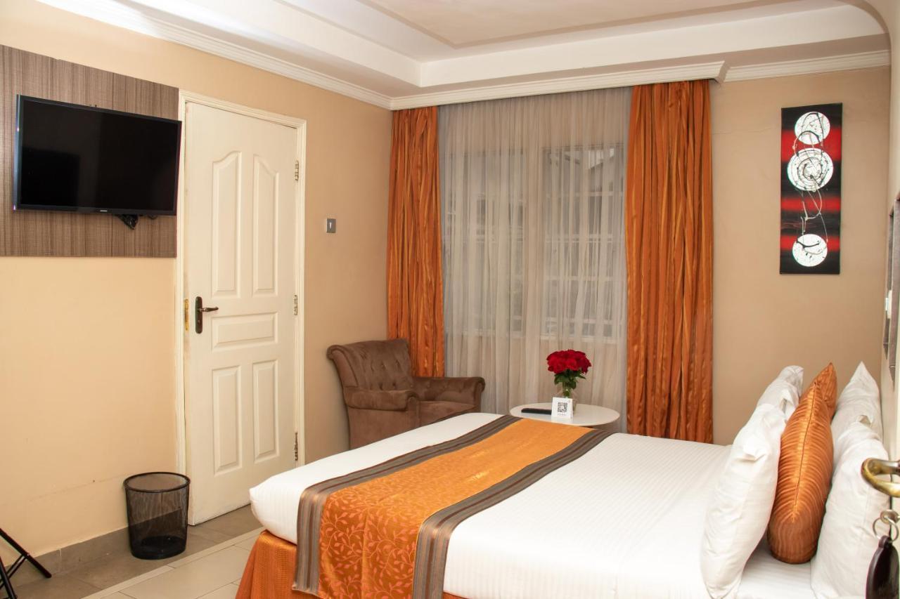 Hotel Waterbuck Nakuru Exterior photo
