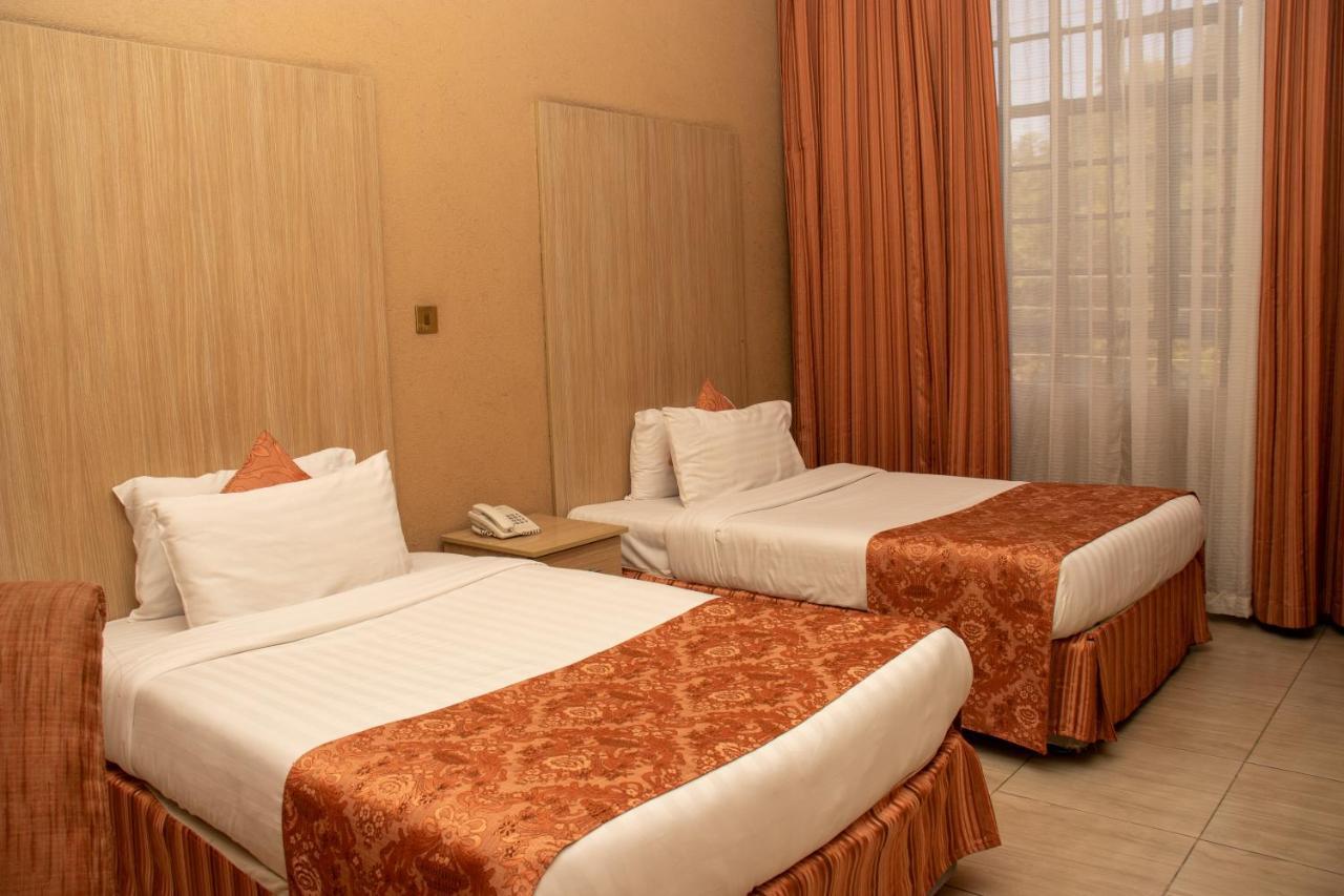 Hotel Waterbuck Nakuru Exterior photo