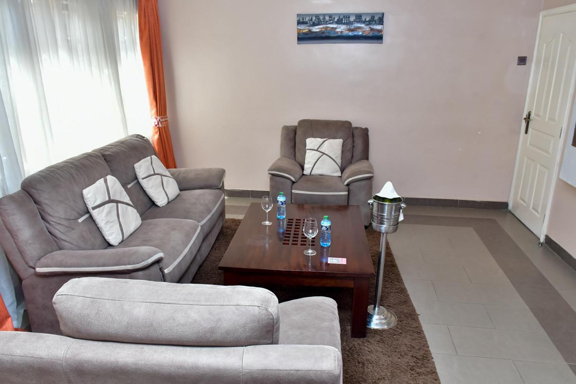 Hotel Waterbuck Nakuru Exterior photo